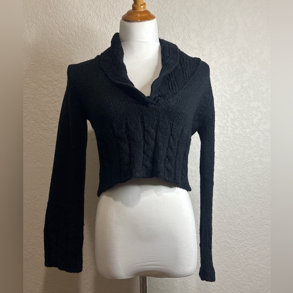 Black Cable Knit Women's Sweater cropped size large